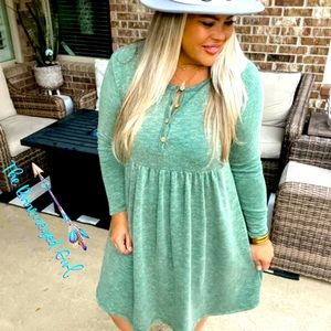 Green Vintage Henley Dress